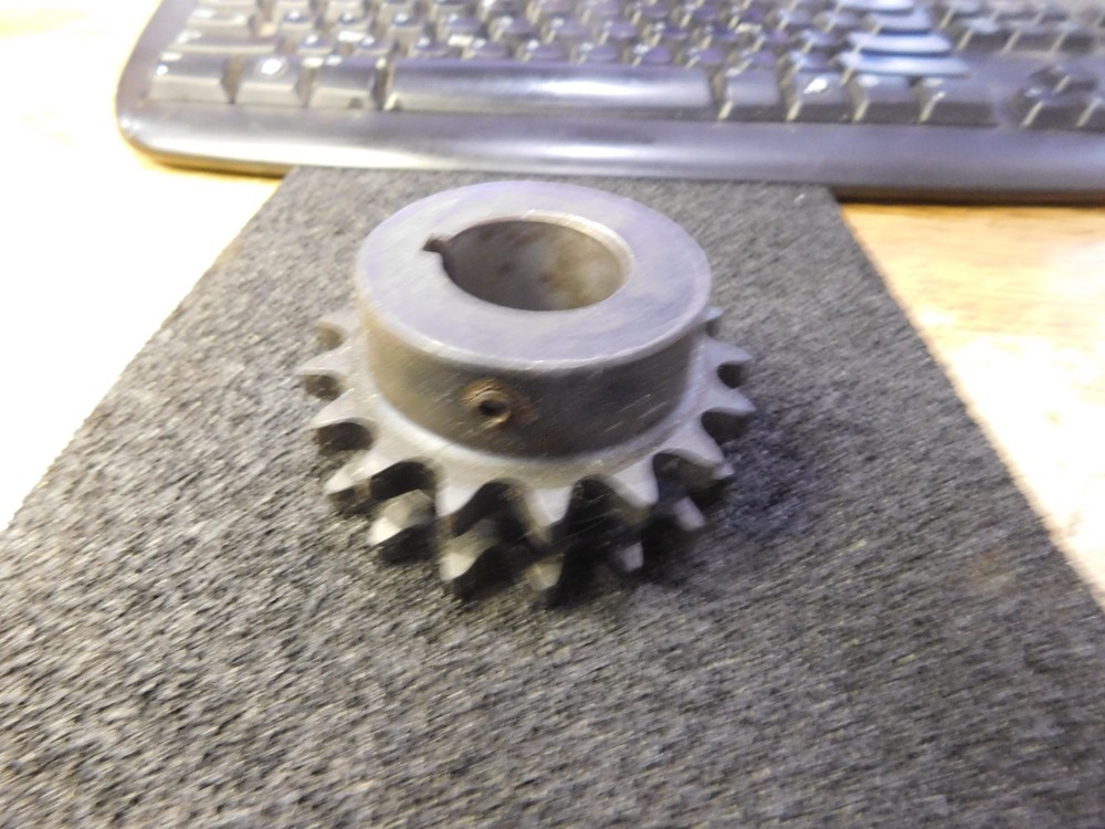 Martin Model: D40B17H Double Roller Spocket Unused Spares Inventory