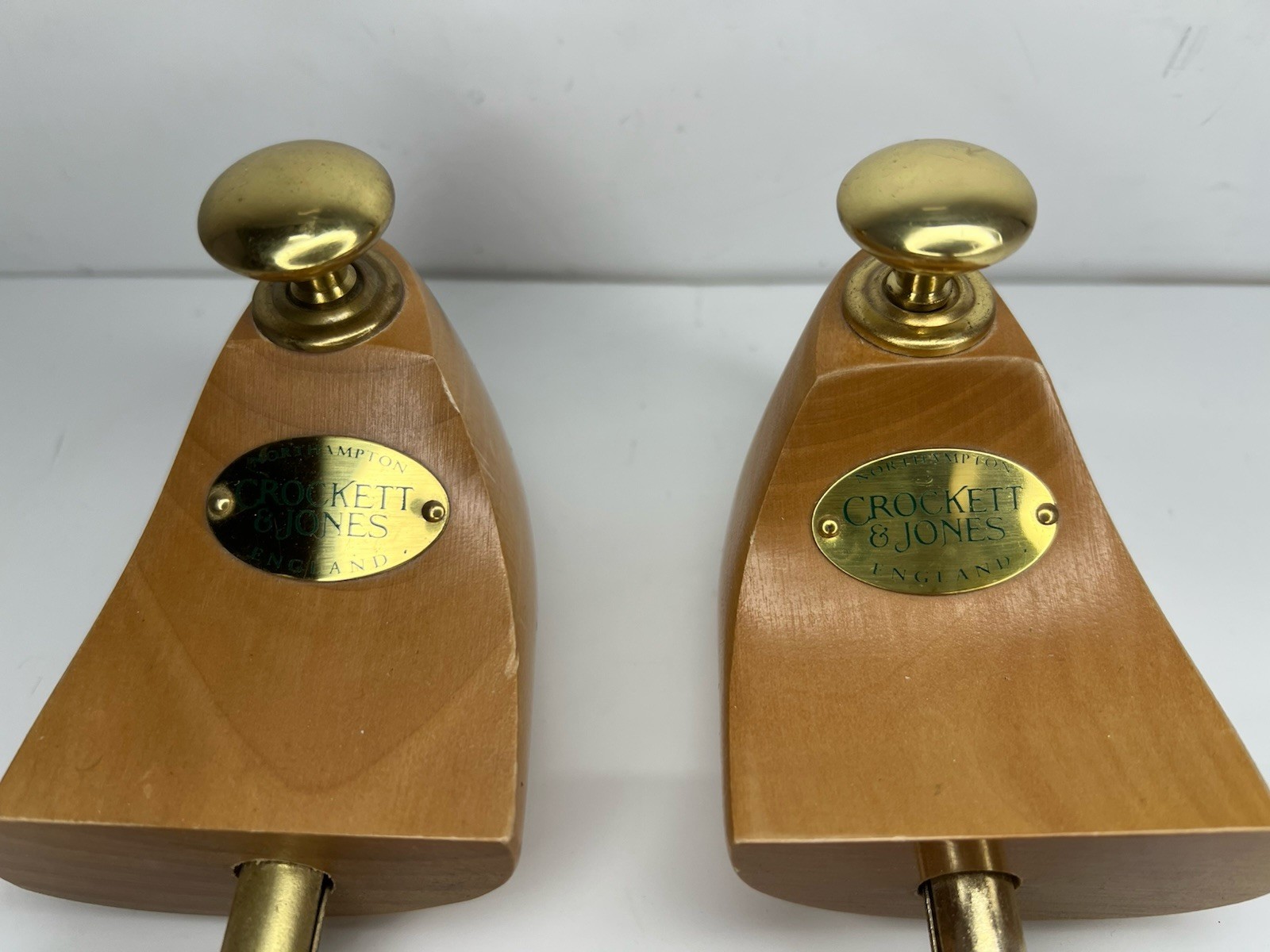 CROCKETT & JONES UK 8 E US 9 LACQUERED LASTED TREES SHOE TREE WOOD 631