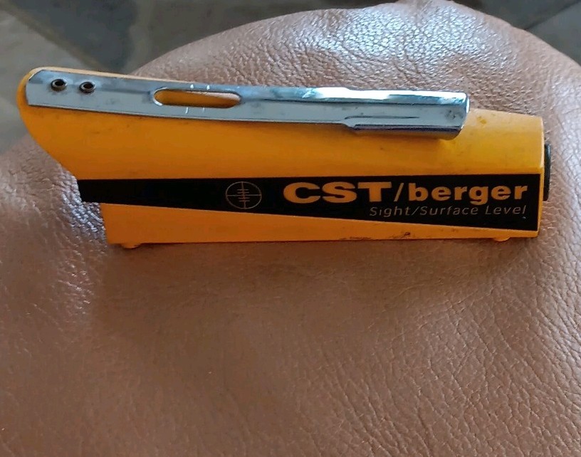 CST/berger Sight/Surface Level Portable Yellow Plastic Metal