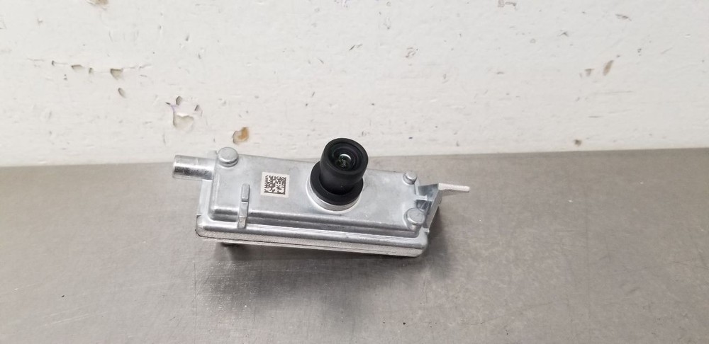 25 DODGE RAM RHO FRONT FACING CAMERA WINDSHIELD MOUNTED 68567267AA