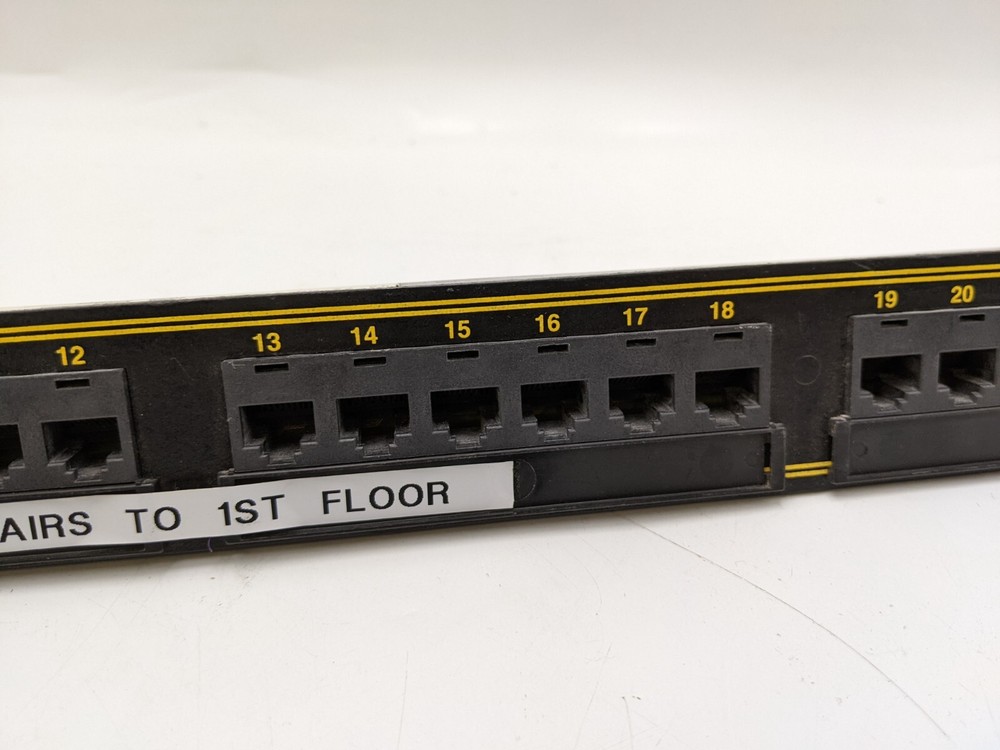 Ortronics OR-851044265 24 Port CAT5 Network Patch Panel Single Row Data Equip