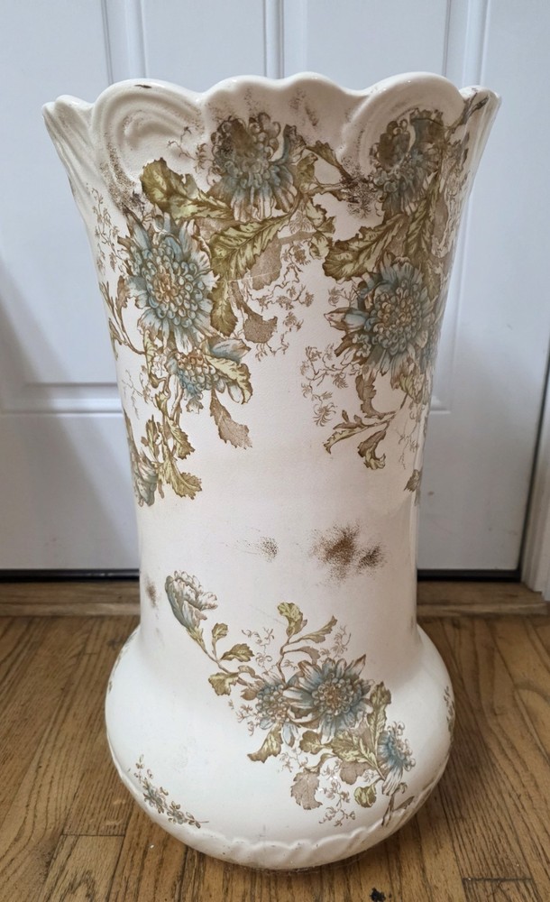 Ironstone Umbrella Stand - Excellent Condition
