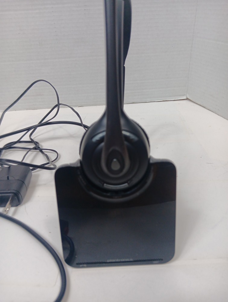 Plantronics C052 Wireless Headset + Dock - Tested Working, Green Lights, Office
