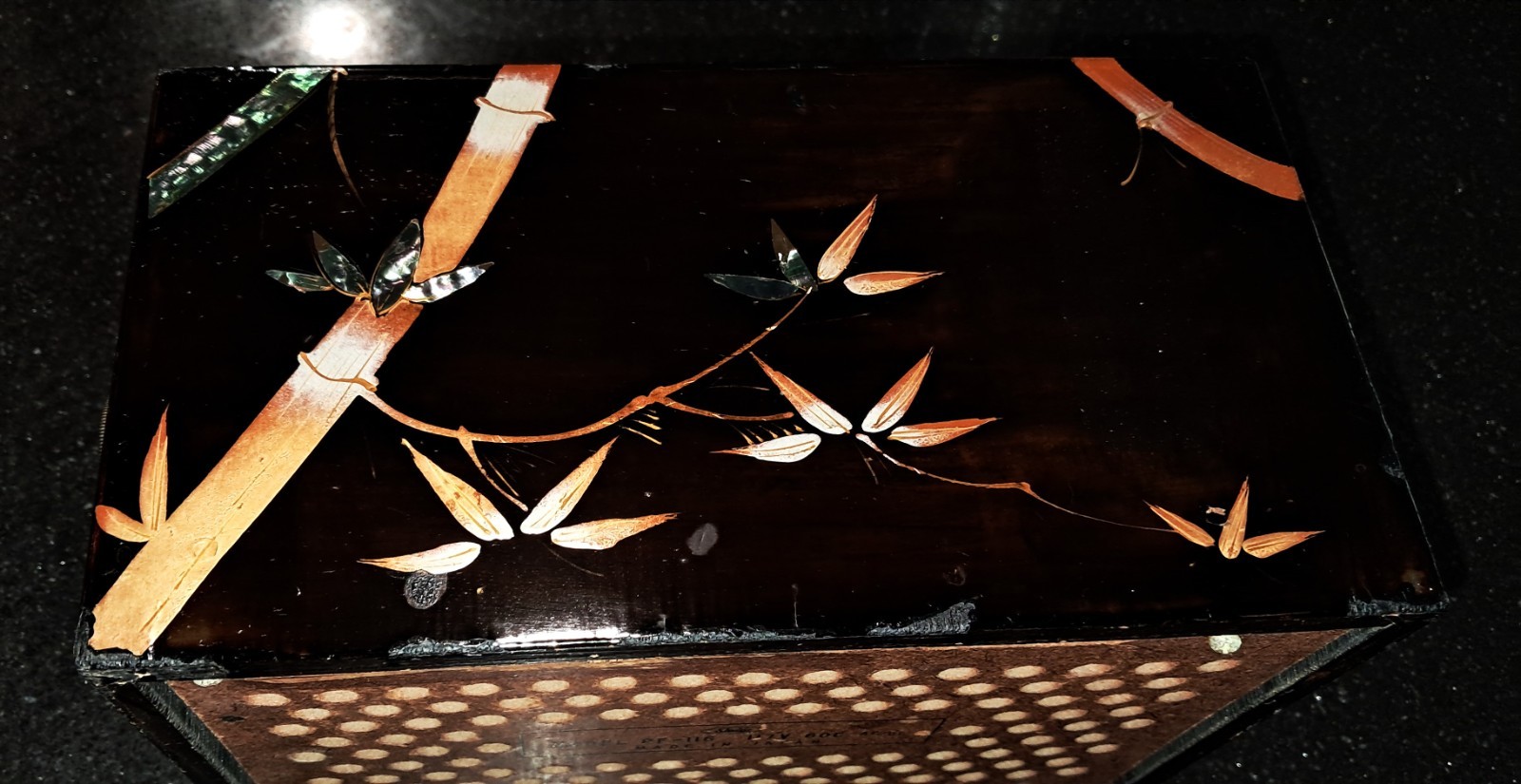 Vintage Radio Sharp Model PF-116 Pagoda RARE 1950's Japan WORKS Black Lacquer