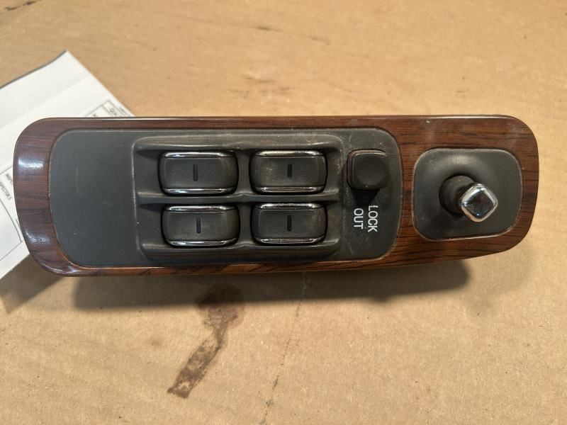 DEVILLE 1999 Fuse Box Cabin 6465