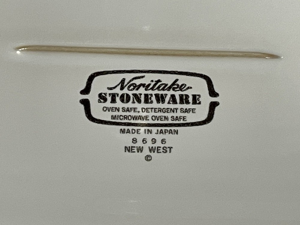 New West by NORITAKE 14” Rectangular Baker Oven, Dishwasher, Microwave Safe