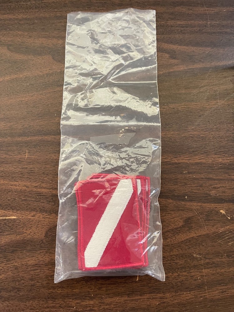 8 Divers Patches