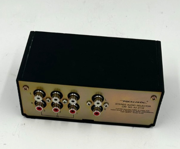 Realistic Stereo Audio Selector Cat No 42-2110