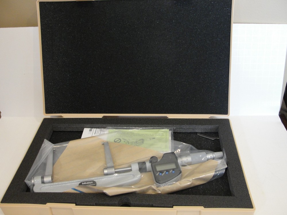 Mitutoyo OMP-100M Digital Caliper Micrometer K460104KD *New*
