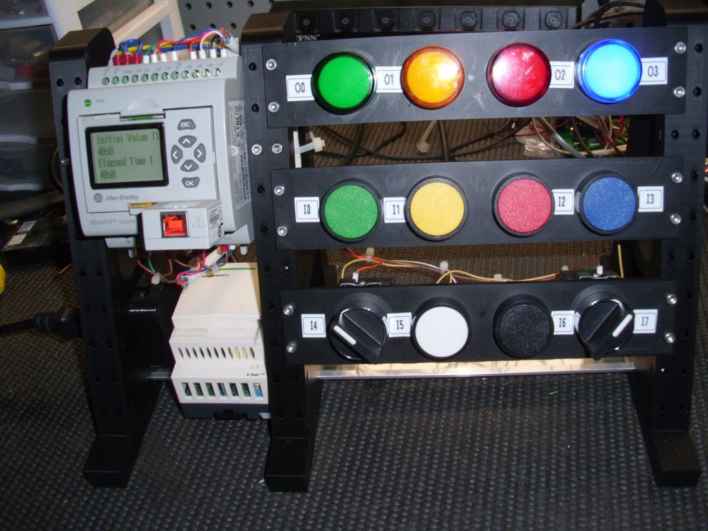 Allen-Bradley Micro 810  PLC Trainer