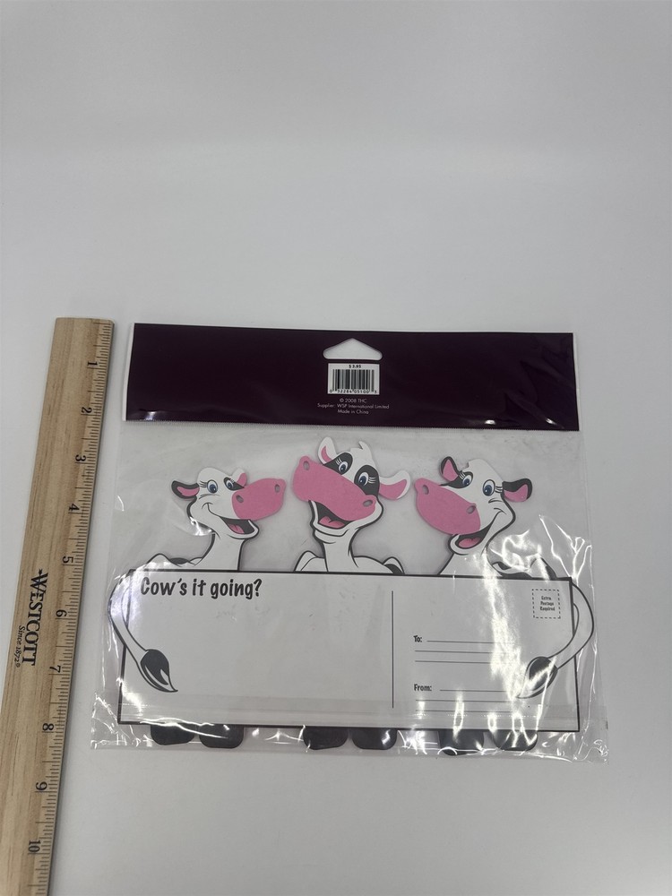 Hershey's Chocolate "Cows It Going?" Foam Postcard W/ Three Cows