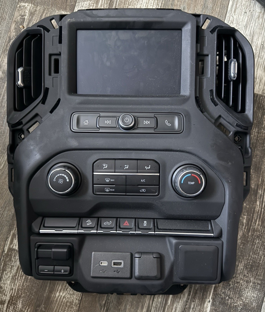 2021 CHEVY SILVERADO 2500 RADIO CONTROL PANEL 8" DISPLAY 84542734 HEAT/AC DASH