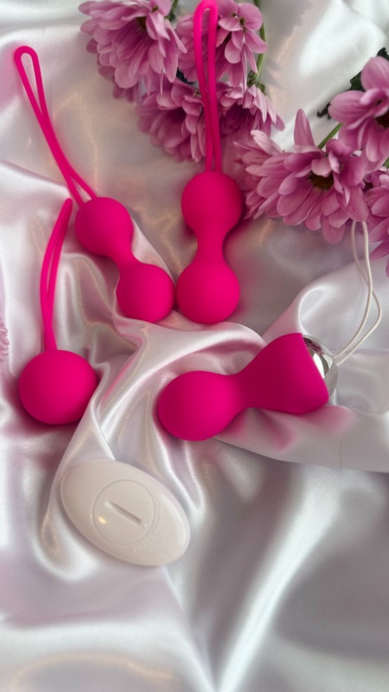 Kegel Balls - Exercise & Massage Set for Women