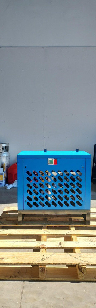 Air dryer