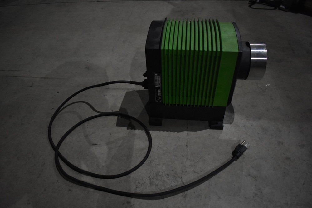 GRUNDFOS DME DIGITAL DOSING PUMP