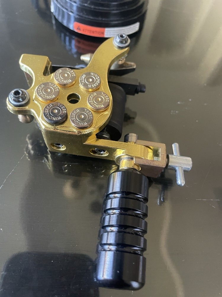 2 Tattoo Machines
