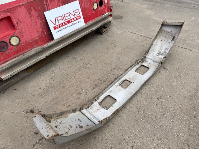 FREIGHTLINER FREIGHTLINER FL70 FRONT BUMPER