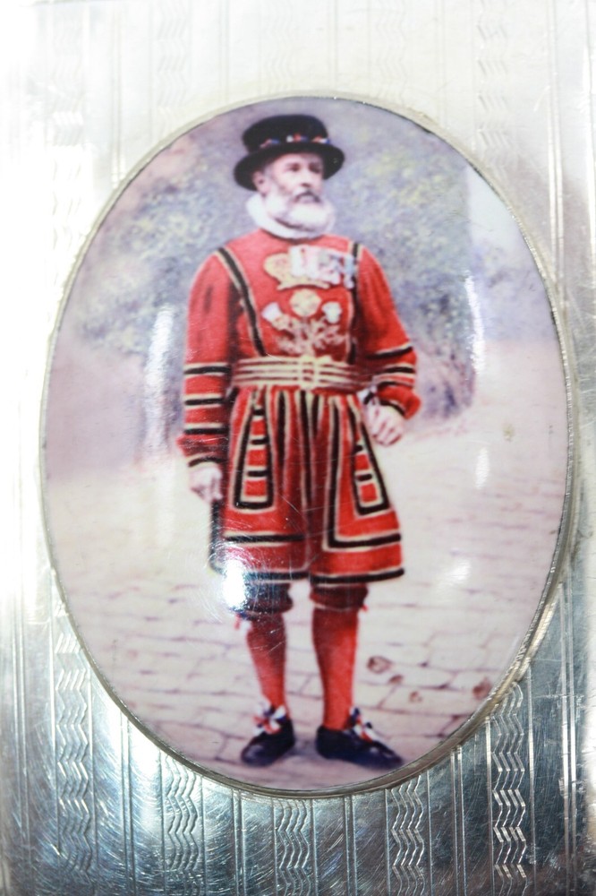 YEOMAN WARDER ANTIQUE SILVER CIGARETTE CASE 1902