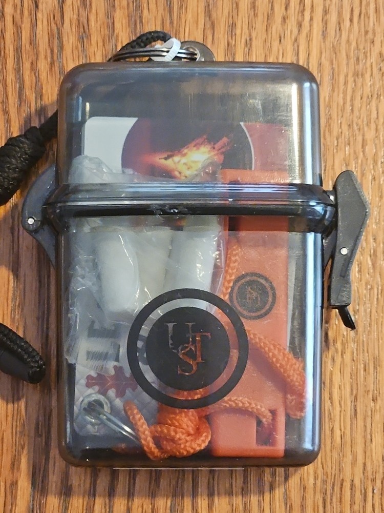 UST Live and Learn Fire Starting Kit Reference Guide Sparkforce Light-Me Tinder