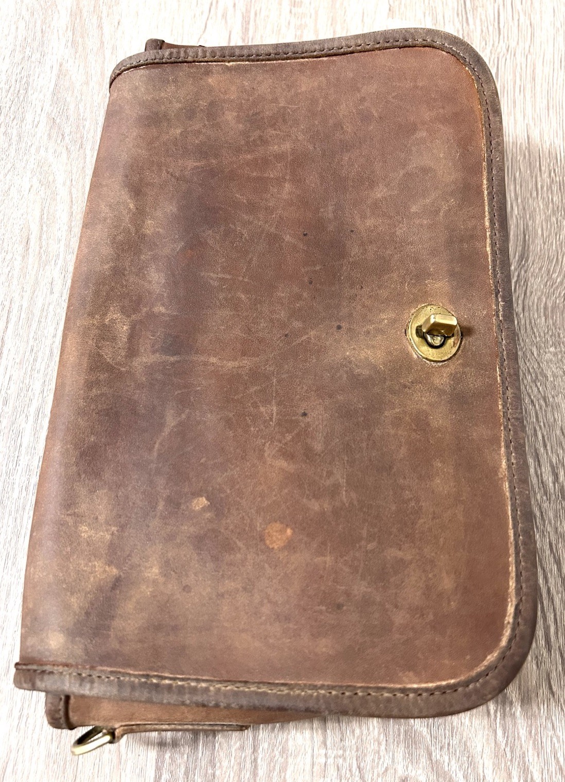 VTG Coach Shoulder Bag Brown British Tan Leather Brass Turnlock *Need TLC As Is*