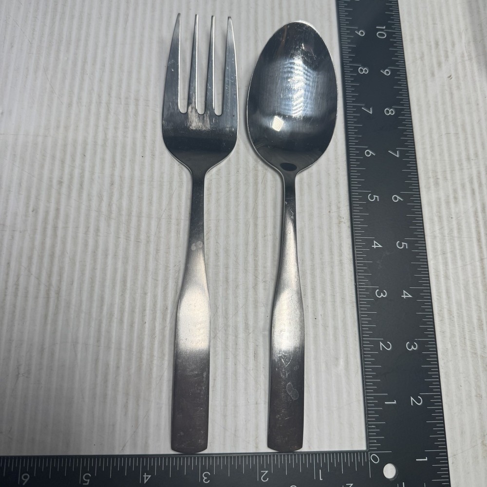 Cambridge  Flatware Serving Set - Spoon And Fork