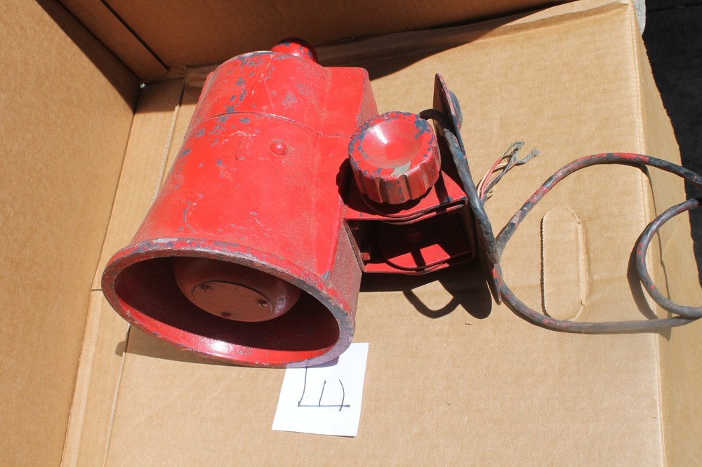 Vintage Red Fire Truck? Alarm Siren Warning Alert Untested