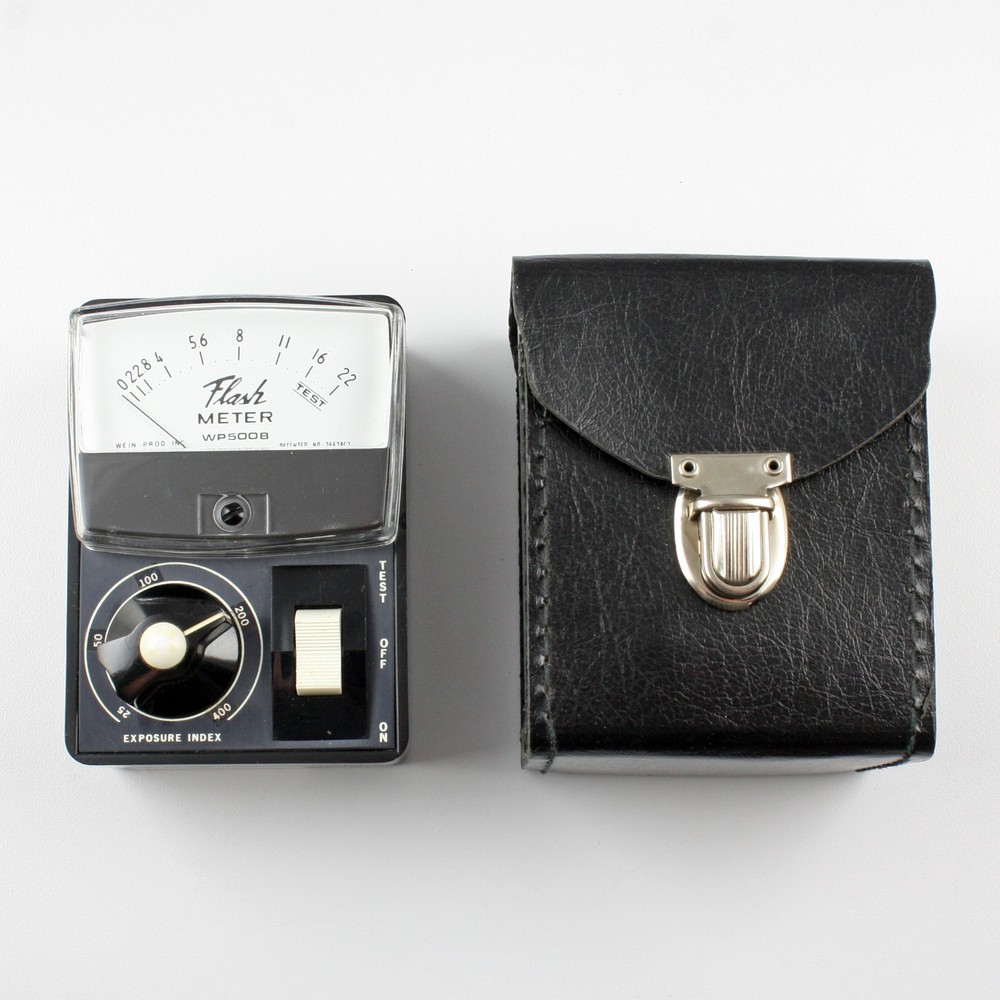 Wein No-Frills Flash Meter + Case - Works!