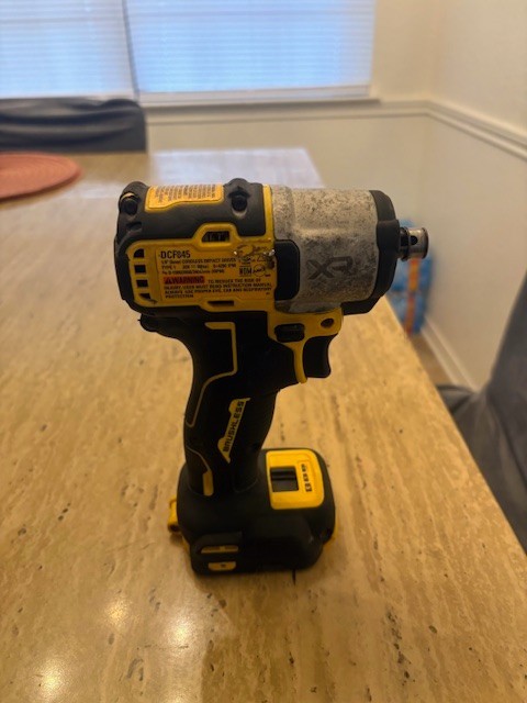 DEWALT DCF845 TOOL ONLY FOR PARTS/ REPAIRS