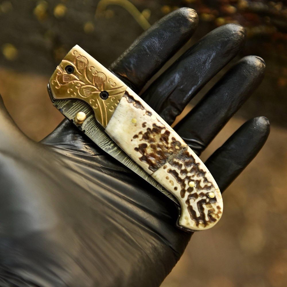 Damascus Folding Blade Pocket knife Most Unique Handle “ T “ Shell - Original