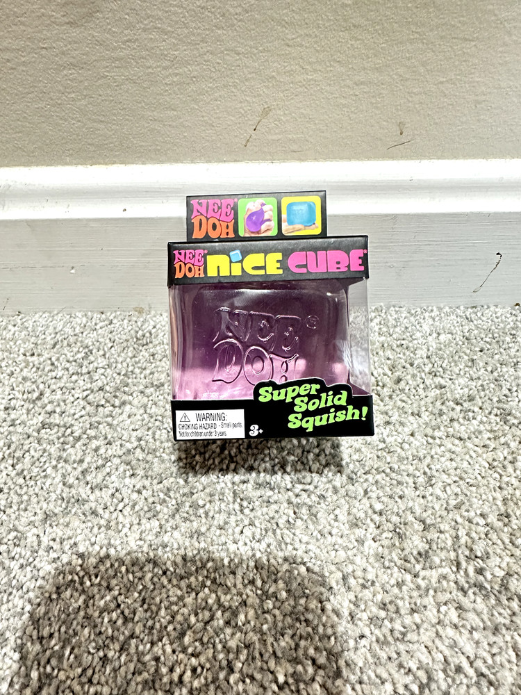 NeeDoh Nice Cube Brand New In Box Ships Today!