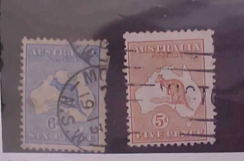 AUSTRALIA STAMP KANGAROO #8,9  cat.$87.00  USED