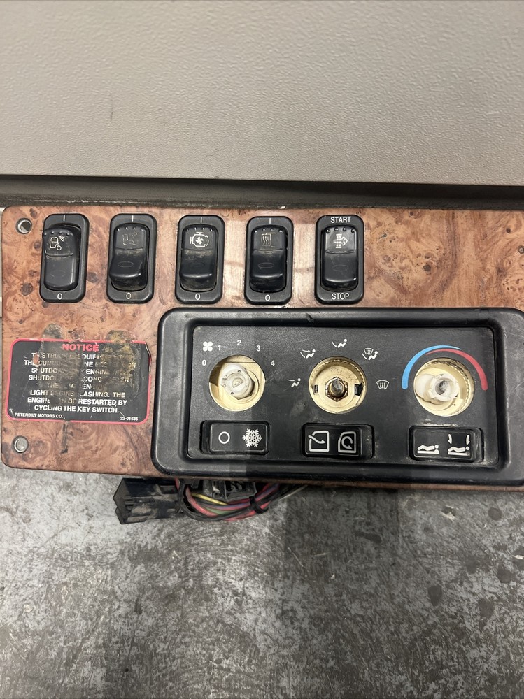PETERBILT 387 2007 TEMPERATURE CONTROL-Panel contro.18-05002-001