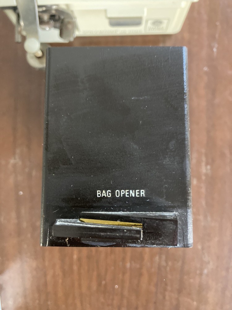 General Electric Spacemaker Under Cabinet Can Opener Mount Tested Working
