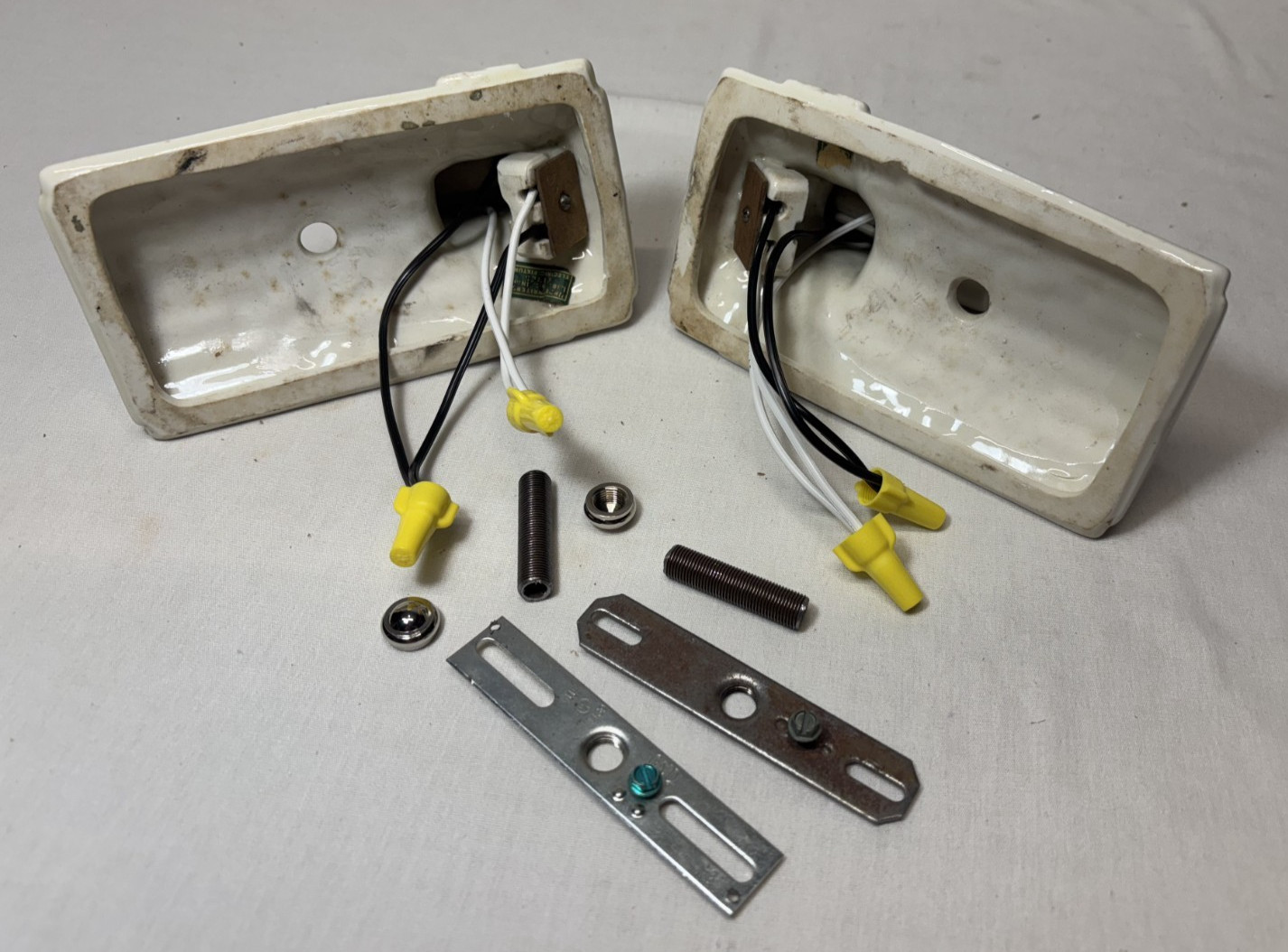 Vtg Porcelain Wall Sconce Pair Bathroom Light Fixture Floral Art Deco USA #L58