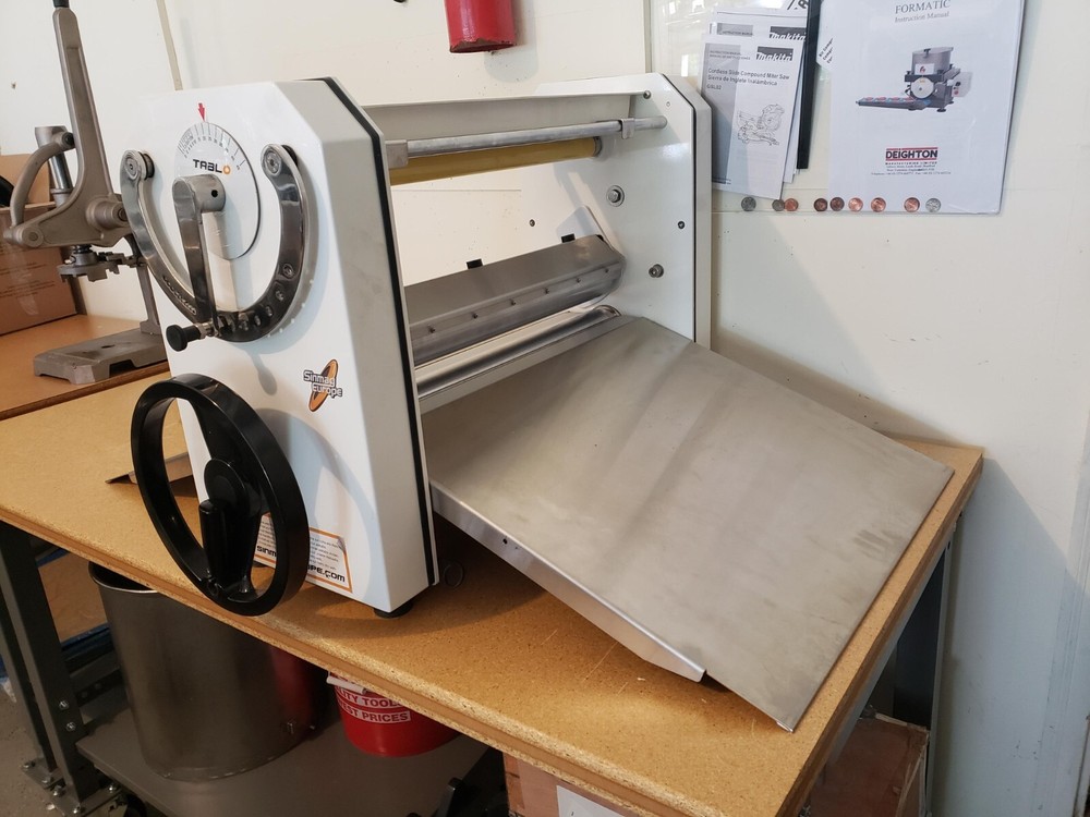 Sinmag bench manual dough sheeter - EX display