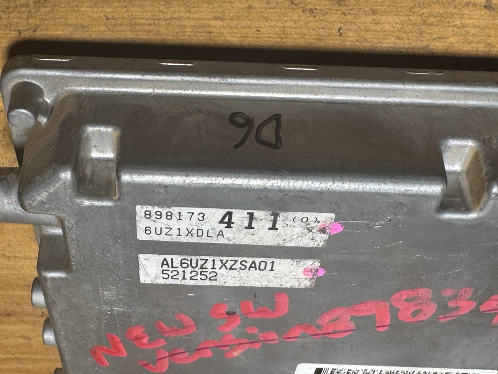 Isuzu ECM ECU 898173411 OEM Engine Control Module Diesel Computer Unit 6UZ1