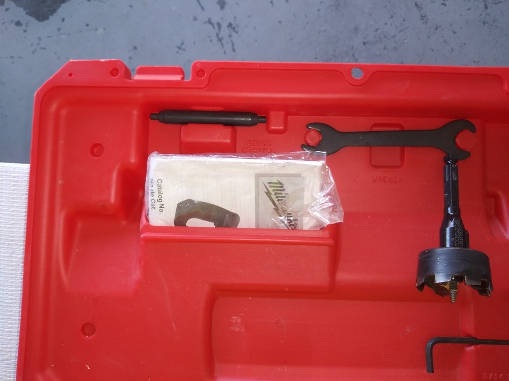 Milwaukee 1/2in Right Angle Drill Kit, 3107-6 variable speed, forward, reverse