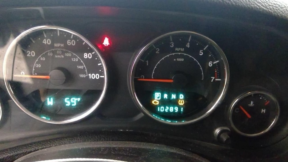 WRANGLER 2014 Battery Tray 1866106