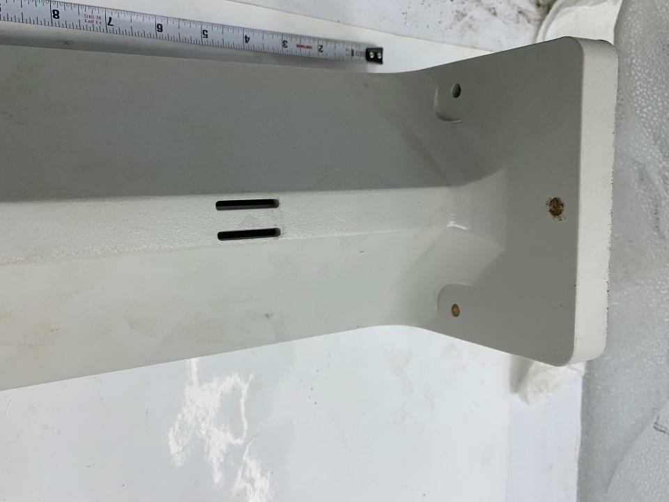 Vicon V2000WM Vac 50/60Hz Camera Mount