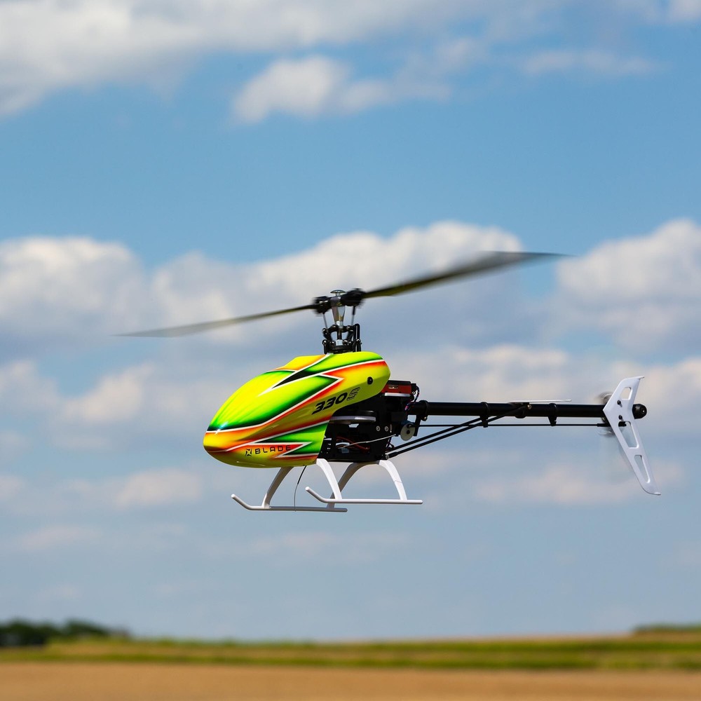 Blade RC Helicopter 330 S RTF Basic with SAFE BLH590001 Helicopter RTF