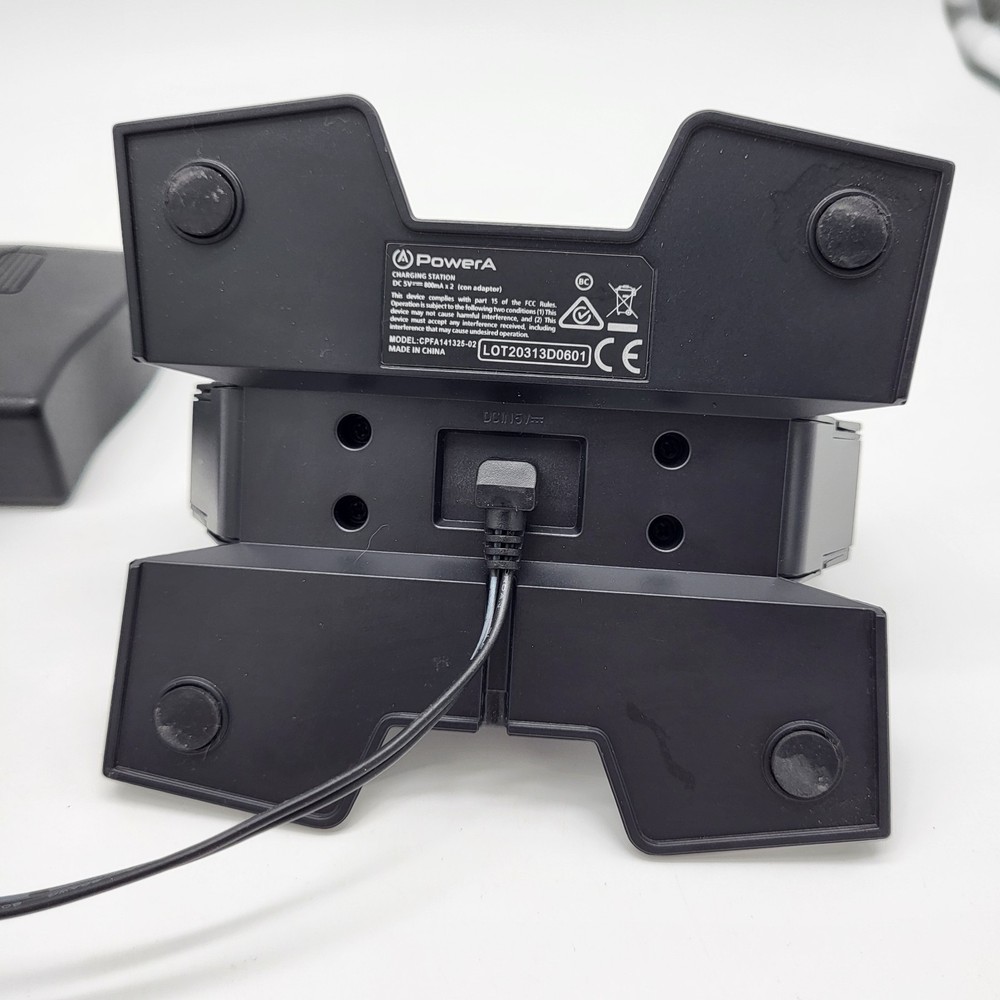 PowerA CPFA141325-02 DualShock 4 Controller Charging Station