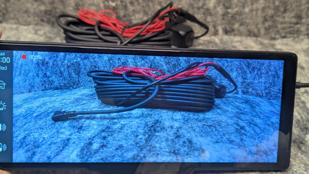 Replacement 10.26” Wireless Apple Carplay Screen for Car/Android Auto Touch