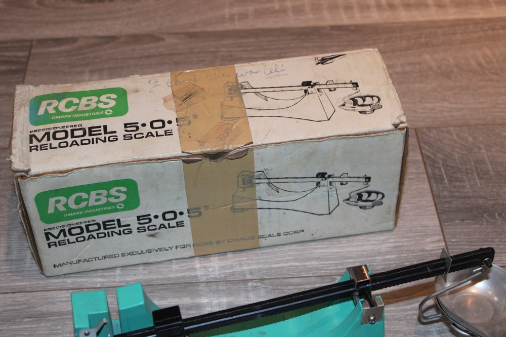 RCBS MODEL 505 POWDER / RELOADING SCALE 5-0-5