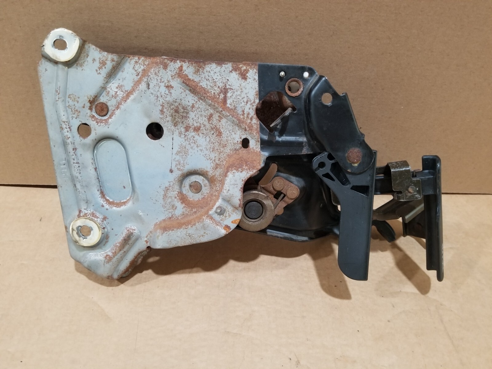 99-04 Ford Super Duty Excursion E-Brake Pedal Emergency Parking Assembly