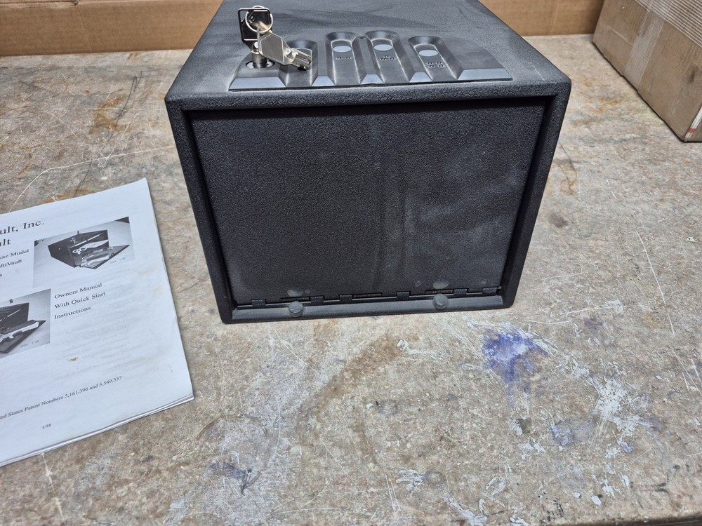 Gunvault Multivault Electronic Handgun / Pistol Safe