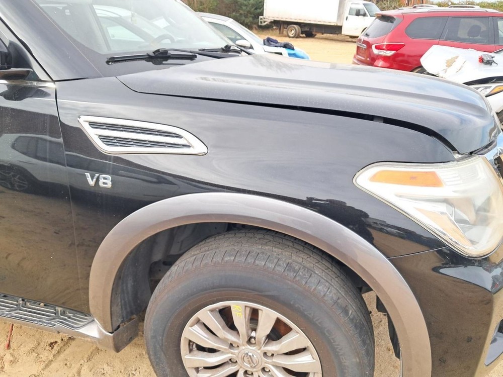 ARMADA 2017 Glove Box 4875505