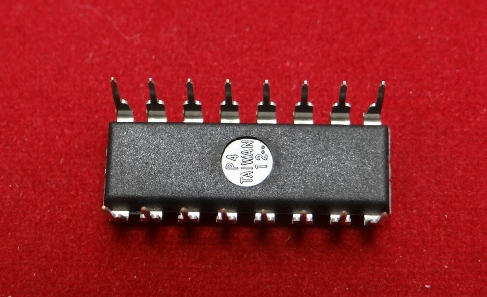 Texas Instruments 73A4C4T TPIC2701N 7-Channel Common-Source Power DMOS Array