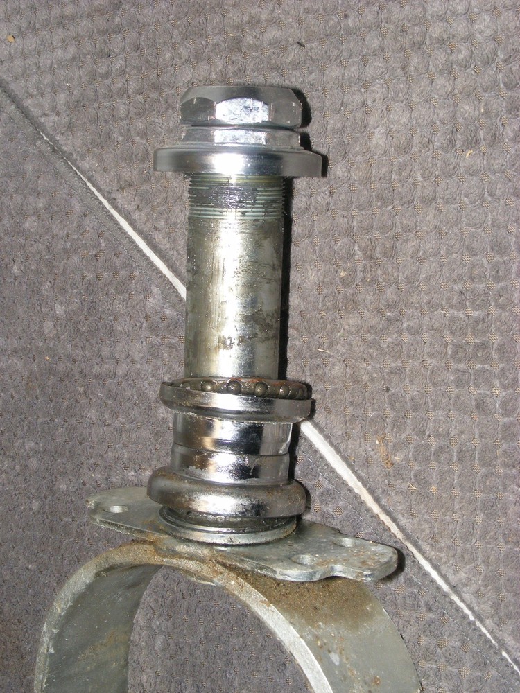 RASCAL 245 MOBILITY SCOOTER GENUINE REPLACEMENT FRONT FORK W/BOLT**FREE SHIP