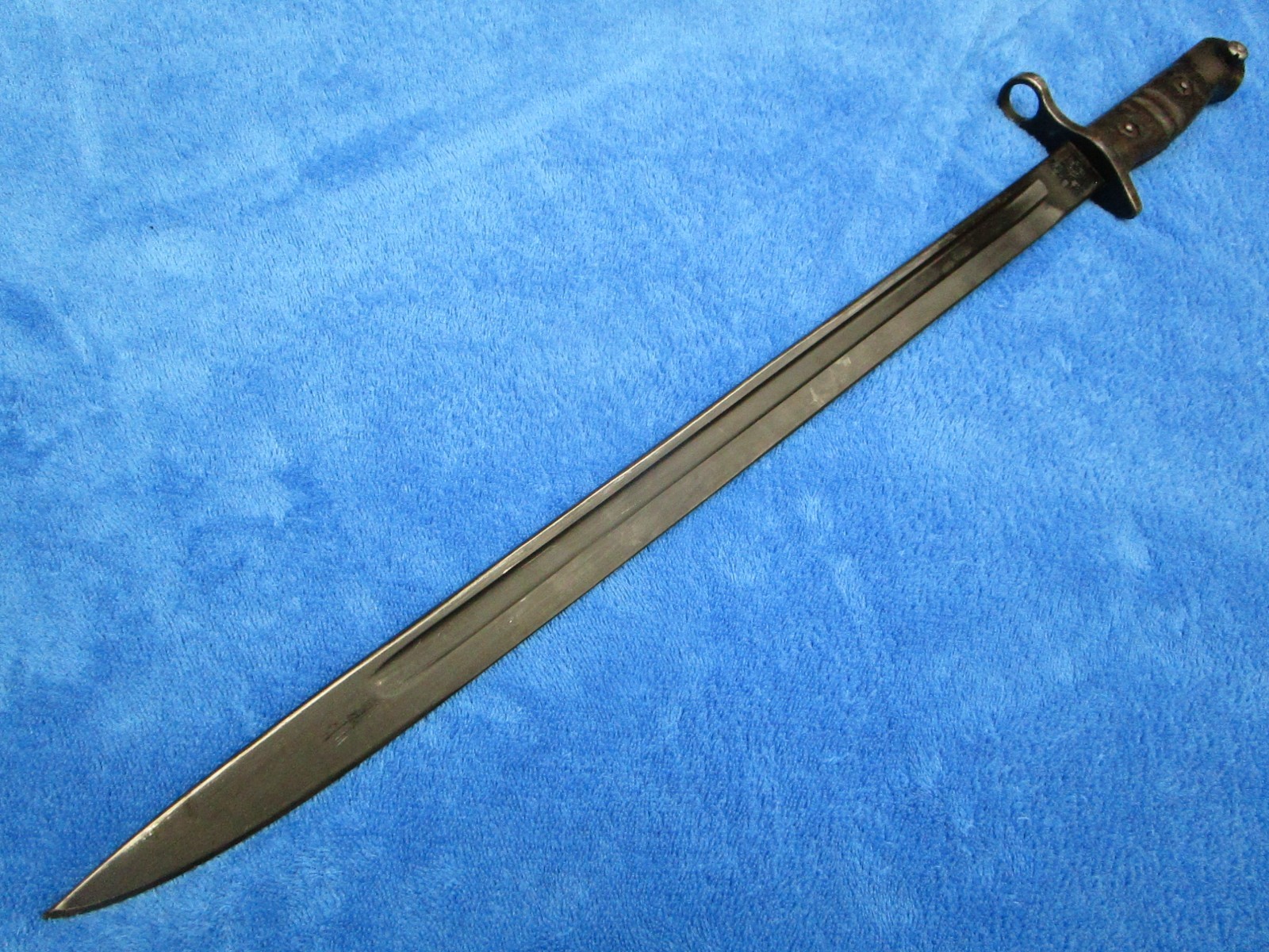 VINTAGE ORIGINAL US MADE BRITISH M1913 BAYONET AND SCABBARD MAKER REMINGTON 1917