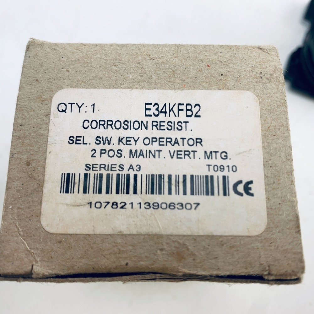 CUTLER HAMMER E34KFB2 Selectable Switch key Operator Series 30.5 2 Position 60°